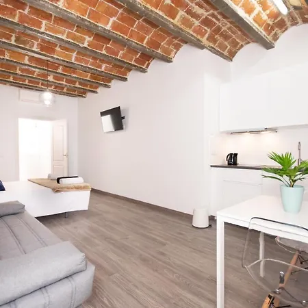 Casa Batito 3* L’Hospitalet de Llobregat