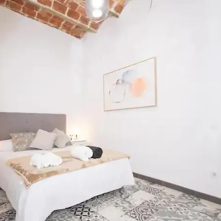 Casa Batito 3* L’Hospitalet de Llobregat
